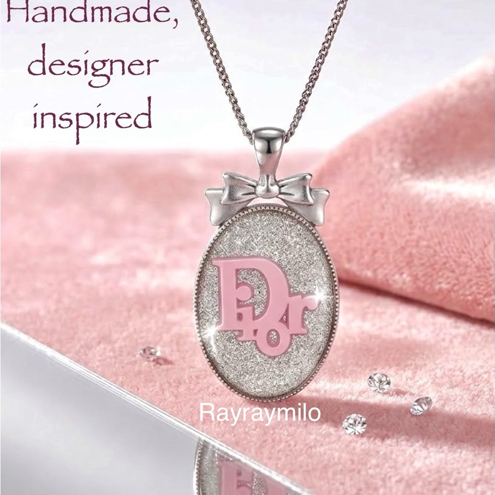 Handmade CD Inspired Medaillon Pendant, Charm, ornament. Silver/pink.